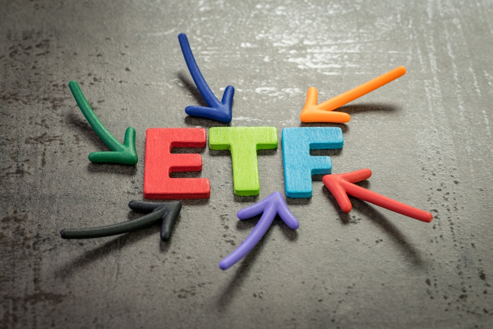 What is a Bitcoin Spot ETF and How Does It Differ from Bitcoin Futures ETF?